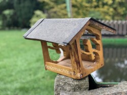 Vogelfutterhaus Vogelfutterhaus mit Vogelmotiv