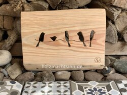 Vogelgezwitscher Vögel auf der Leine